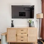 With Garden, Pool, Sea View And Parking * Cannes