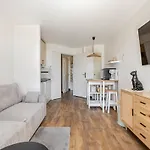 Appartement With Garden, Pool, Sea View And Parking