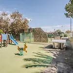 With Garden, Pool, Sea View And Parking Cannes