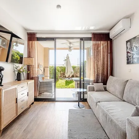With Garden, Pool, Sea View And Parking * Cannes