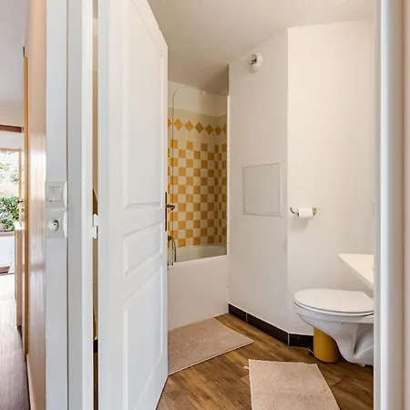 Apartament With Garden, Pool, Sea View And Parking *